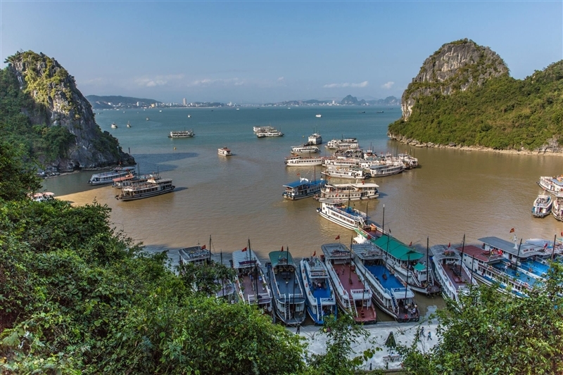 Golful Ha Long din Vietnam face parte din Patrimoniul Mondial UNESCO