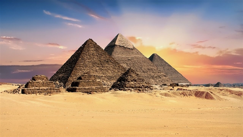 Piramidele de pe platoul Giza, Egipt