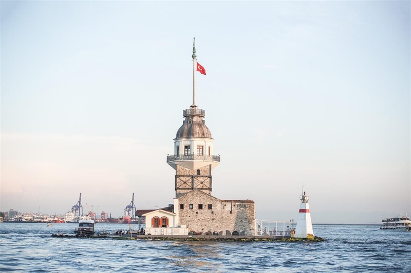 Turnul Fecioarei (sau Turnul lui Leandru) din Istanbul