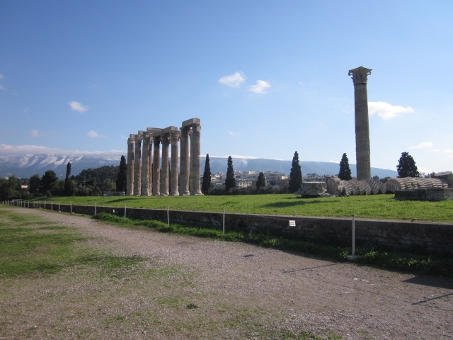 Ruine antice din Atena, capitala Greciei