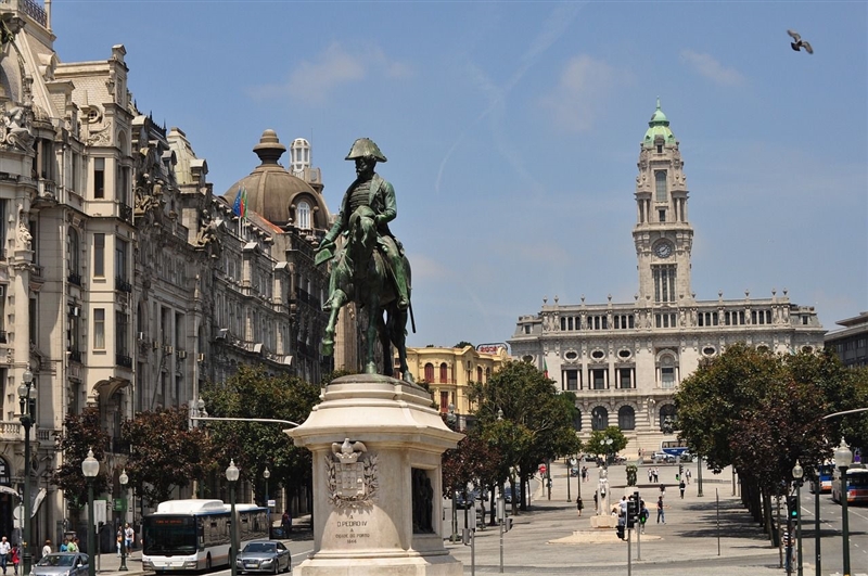 Imagine din centrul istoric al orasului Porto, Portugalia