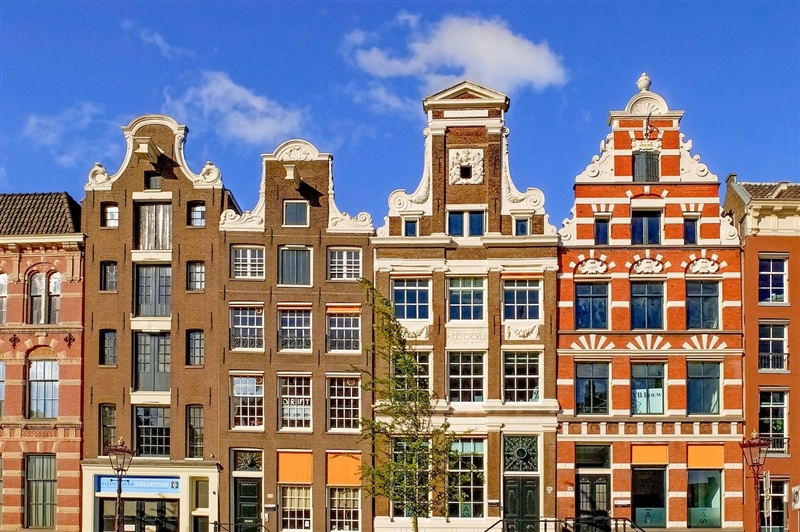Cladiri tipice din Amsterdam