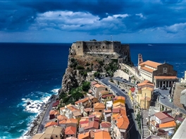 Circuit Calabria Sicilia · Circuit Calabria Sicilia