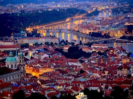 Revelion Praga autocar · Revelion Praga autocar